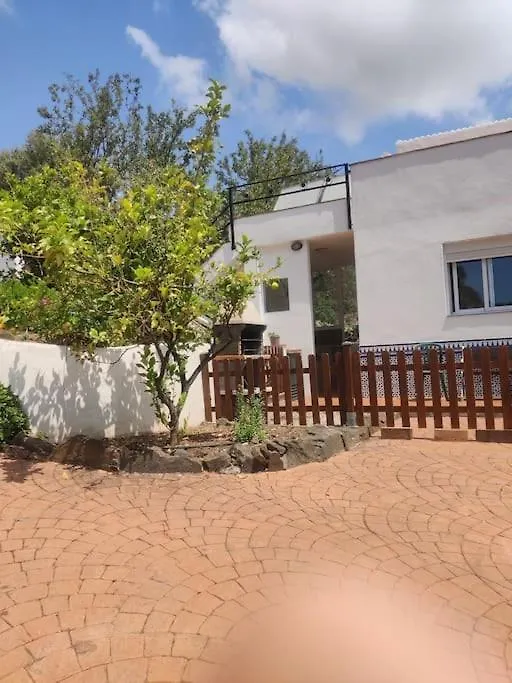 Villa Palmera, Sleeping 6, Sea View, Arenas   Arenas (Malaga)