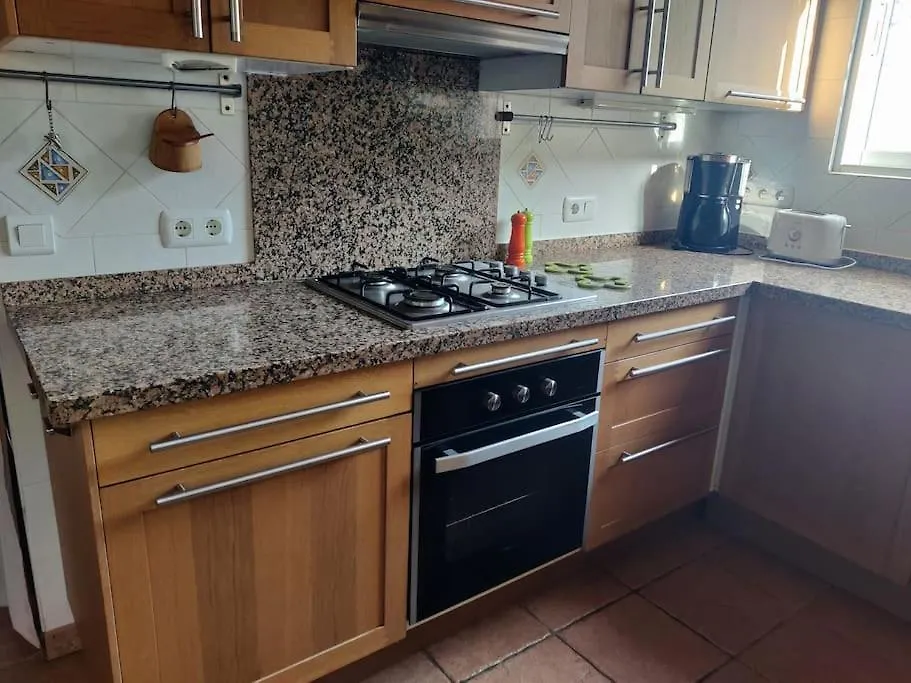 Villa Palmera, Sleeping 6, Sea View, Arenas  0*, Arenas (Malaga)