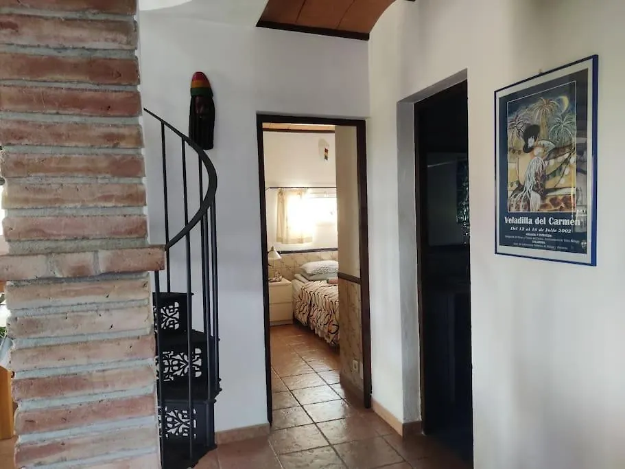 Villa Palmera, Sleeping 6, Sea View, Arenas  0*, Arenas (Malaga) Spain